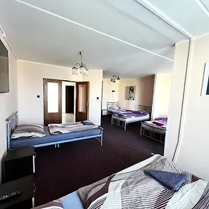 https://penzion-rohoznik.praguehotelsweb.com